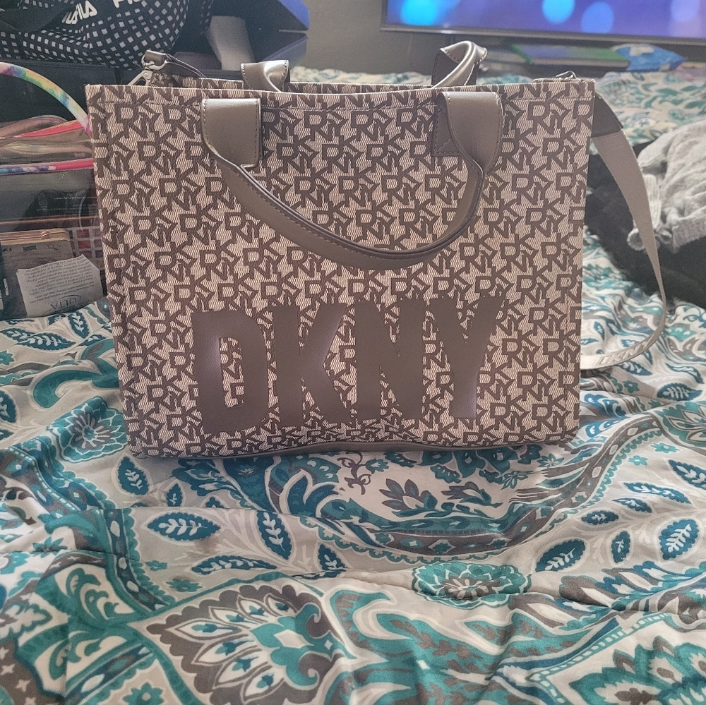 DKNY purse